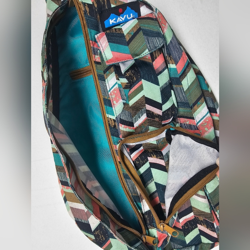 KAVU Rope Sling Bag Chevron Geometric Pattern Outdoor Backpack - Picture 6 of 9